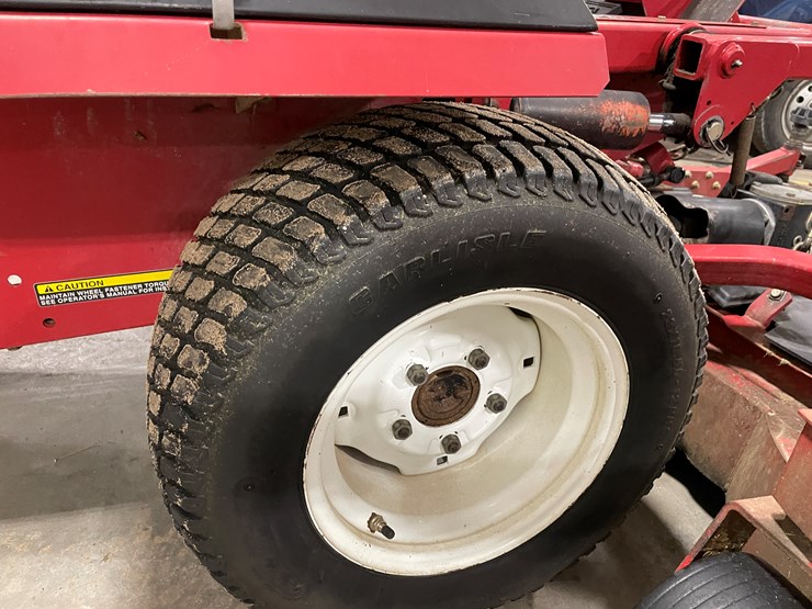 toro-groundsmaster-325d-image-29