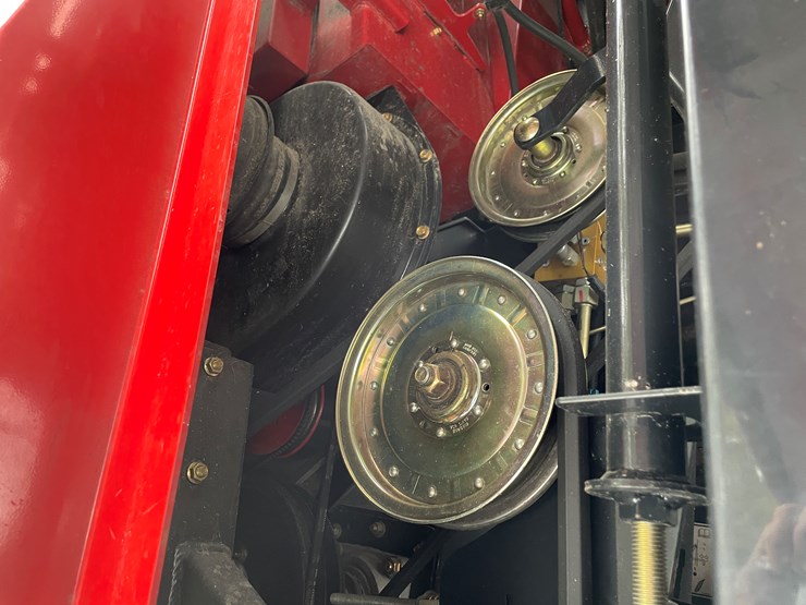 2017-case-ih-7240-image-42