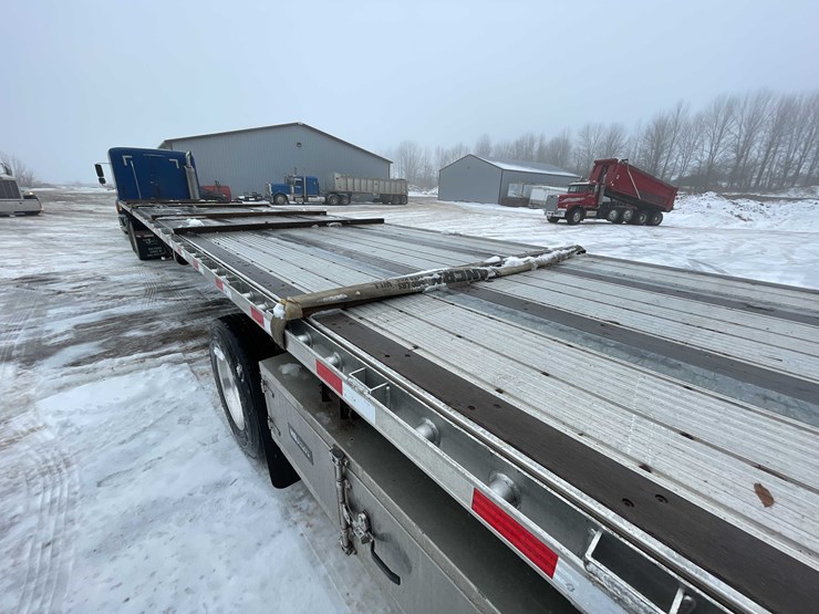 2022-hyundai-flatbed-image-27