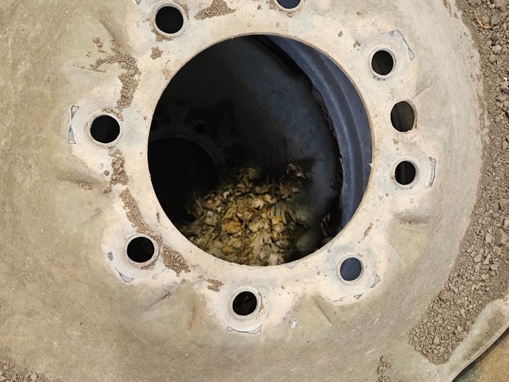 11r24.5-pivot-tires/rims-w/steel-tracks-image-8