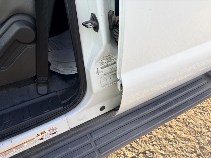 2012-ford-f550-image-17