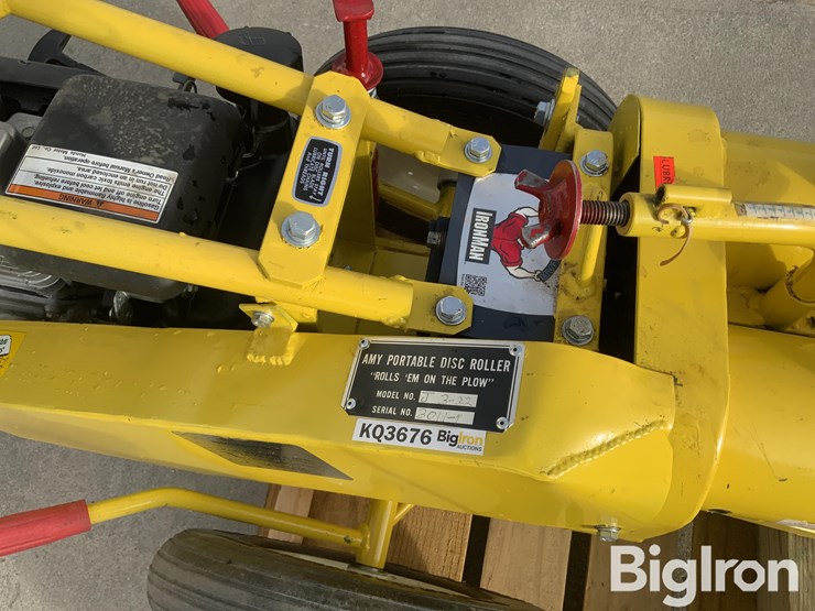 amy-j-3-22-portable-disc-blade-roller-sharpener-image-13