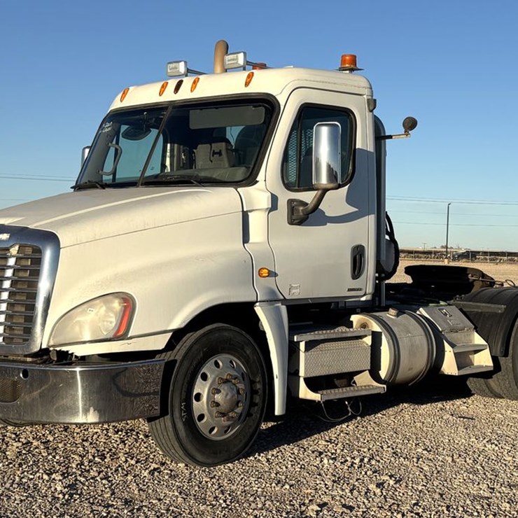 2009 FREIGHTLINER CASCADIA 125