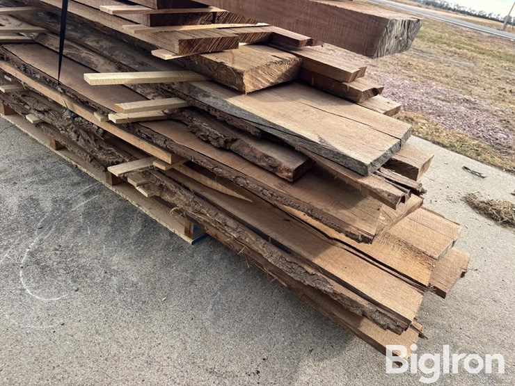 walnut-lumber-image-18