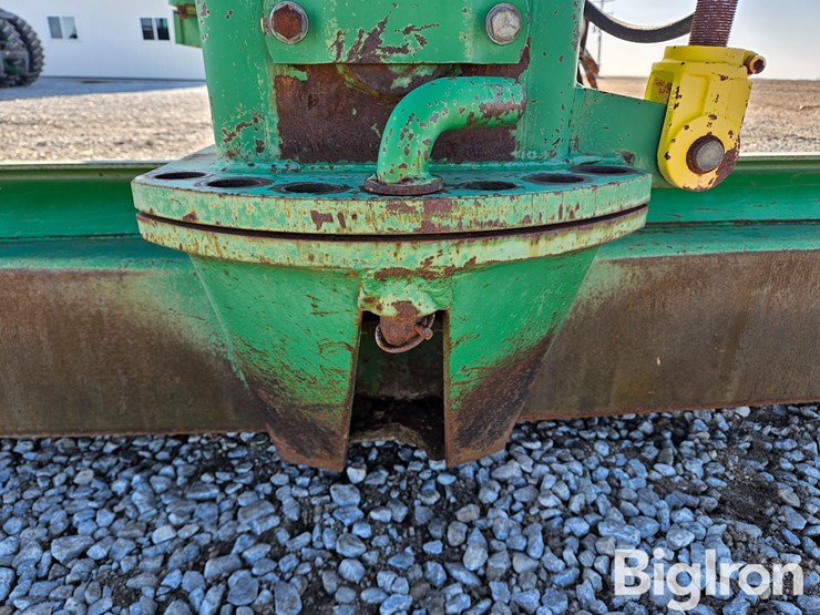 john-deere-155-image-17