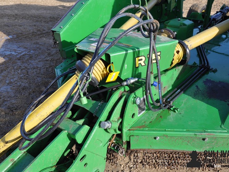 2019-john-deere-r15-image-12
