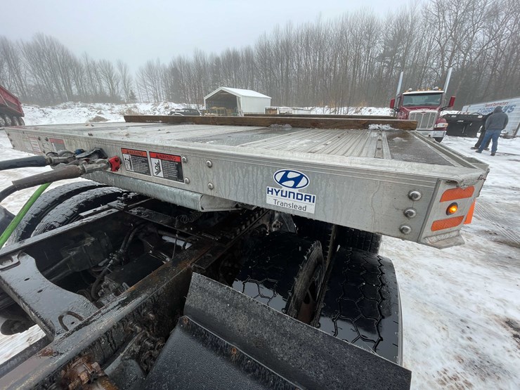 2022-hyundai-flatbed-image-35