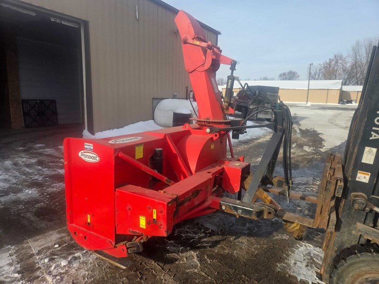 #174-•-pronovost-commercial-grade-snowblower-(oshkosh,-wi)-image-1