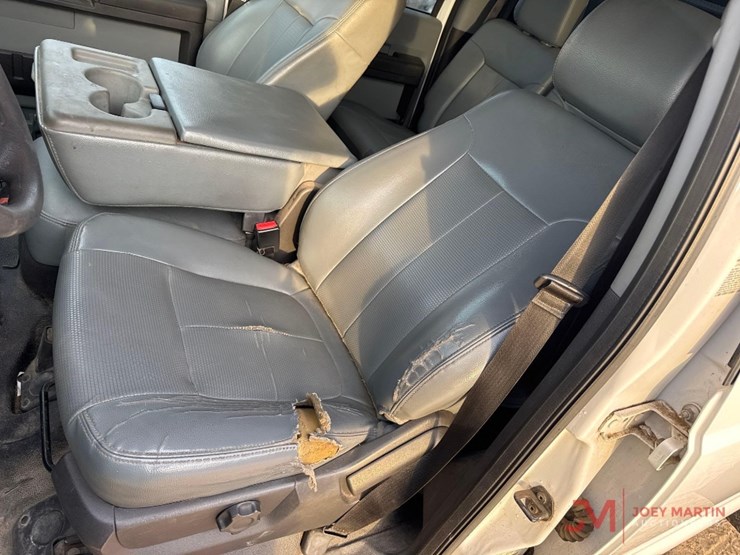 2016-ford-f550-xl-image-40