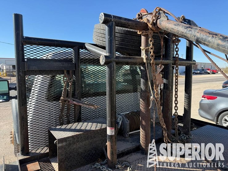 2011-ford-f550-image-4