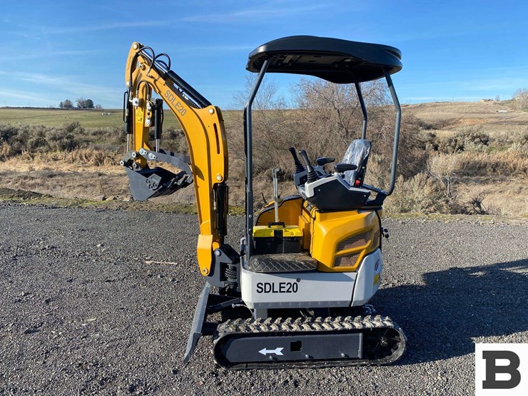 2025-sdlanch-sdle20-mini-excavator-image-2