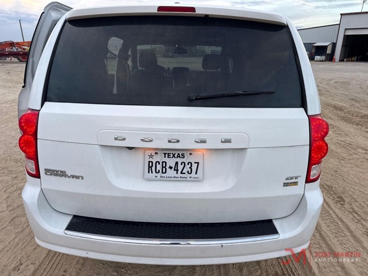 2019-dodge-grand-caravan-image-8