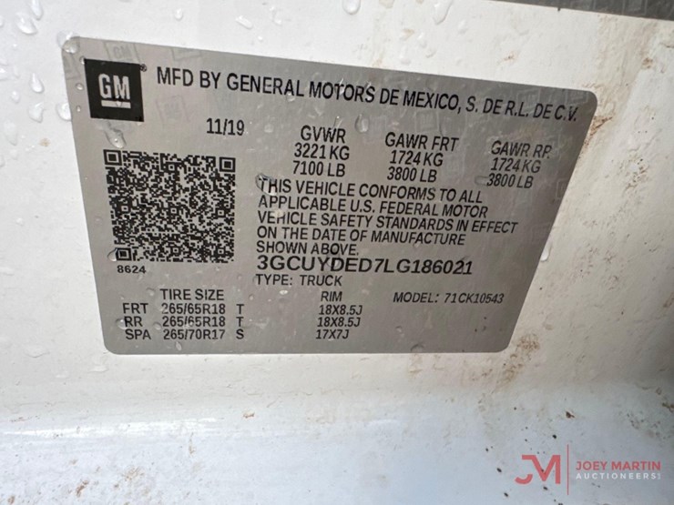 2020-chevrolet-1500-image-37