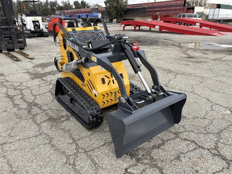 2025-sdlanch-sdll60-skid-steertrack-loader-image-2