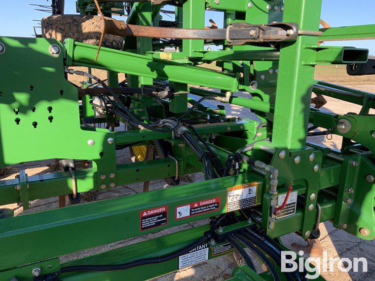 2021-john-deere-2230fh-image-17