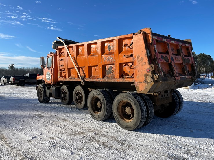#314-•-1994-mack-quad-axle-dump-truck-(has-wi-title)(merrill,-wi)-image-3