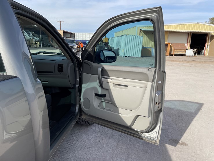 #104-•-2012-chevy-silverado-(salvaged-nm-title)-image-54