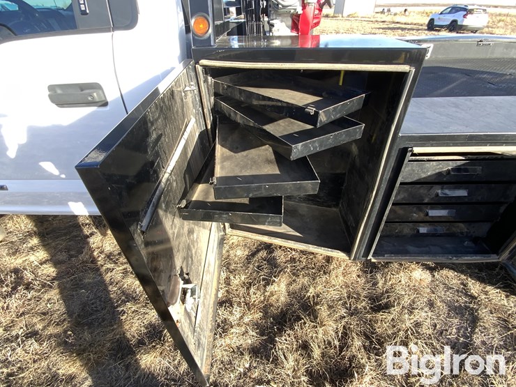 2019-ford-f550-xl-image-18