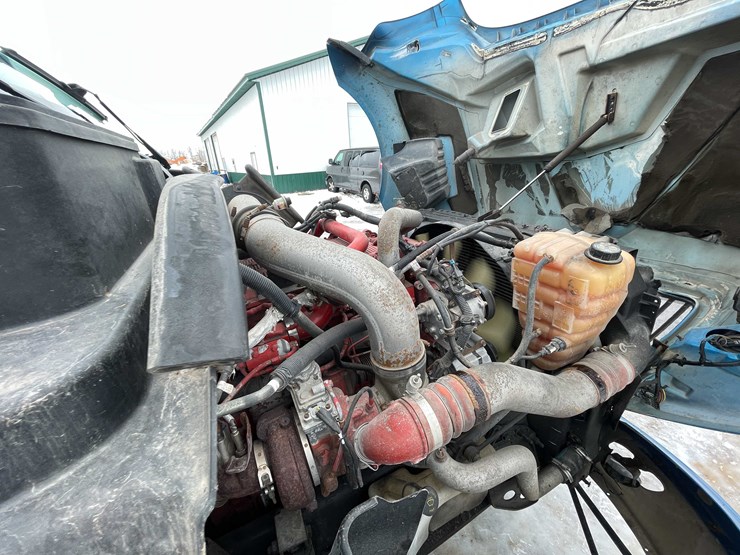 2014-international-prostar-image-70