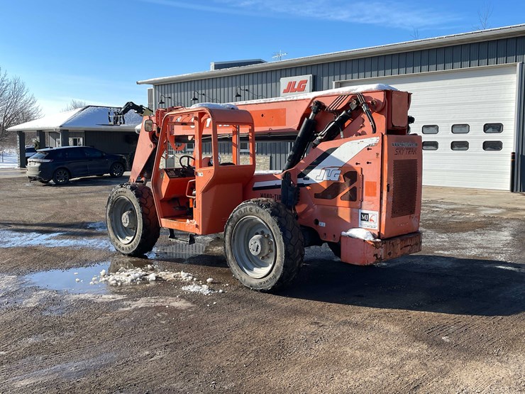 sky-trak-8042-image-3