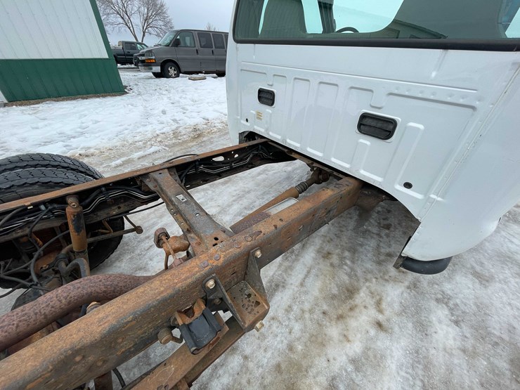 2006-ford-f550-xl-image-29