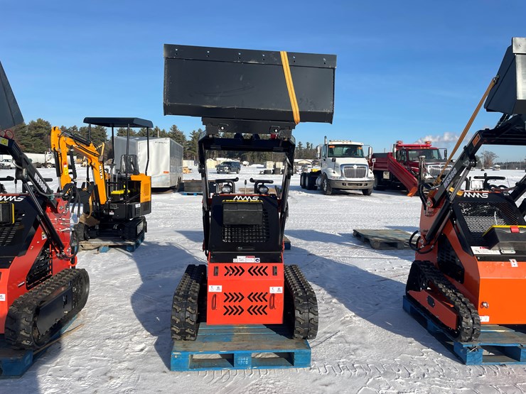 #146-•-mms-mini-skid-steer-loader-(mosinee,-wi)-image-2