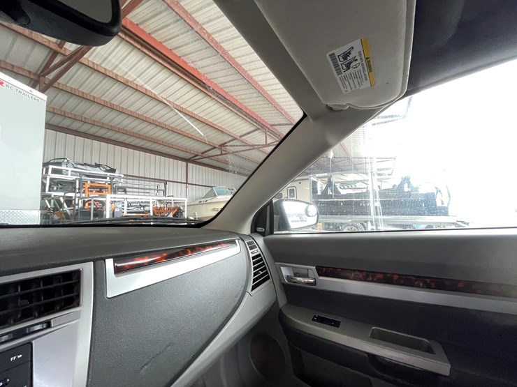 #108-•-2008-chrysler-sebring-(nm-title-in-delay)-image-26