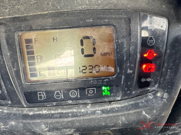 kubota-rtvx1140-image-18