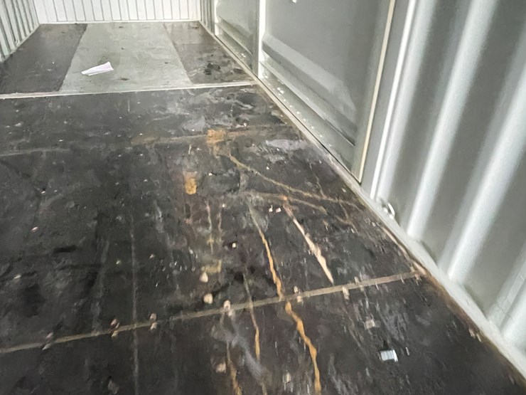 #200c-•-40'-container-image-38