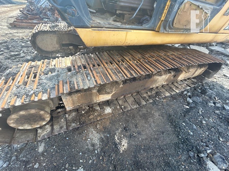 2002-deere-230c-lc-image-6