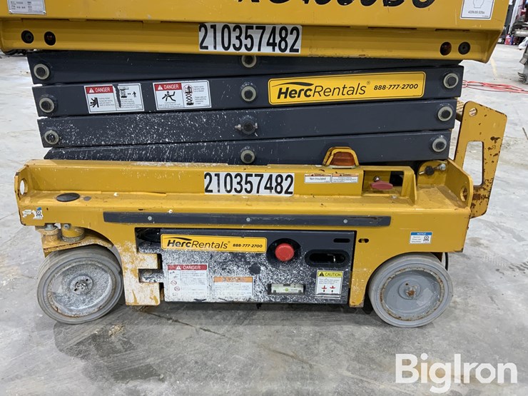 2021-xcmg-xg1330dc-electric-self-propelled-scissor-lift-image-14