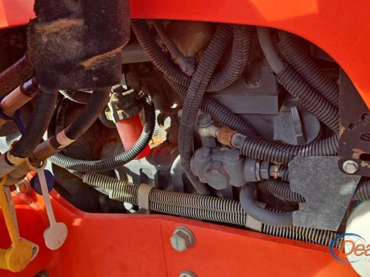 2015-kubota-la1154-image-7