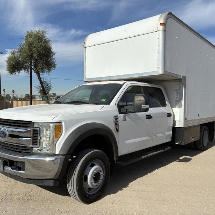 2017 FORD F550 XLT
