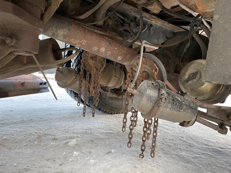 2007-international-7400-image-25