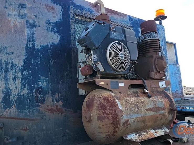 2006-international-durastar-4300-image-13