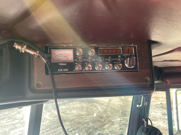 #312-•-2003-freightliner-dump-truck-(has-wi-title)-(denmark,-wi)-image-40