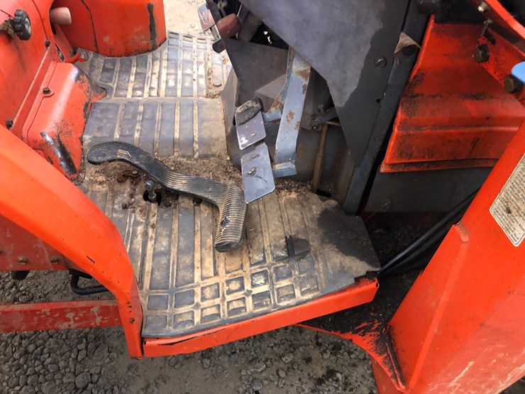 kubota-l4610-image-9