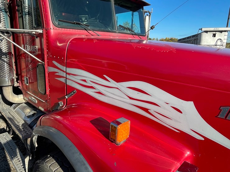 #312-•-2003-freightliner-dump-truck-(has-wi-title)-(denmark,-wi)-image-15
