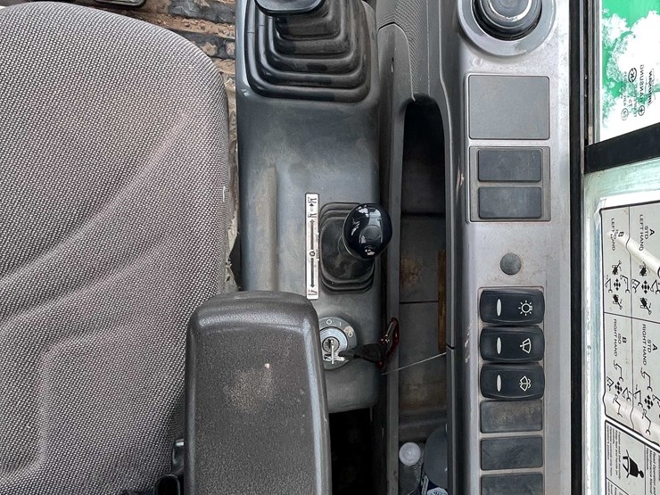 2014-bobcat-e85-image-62