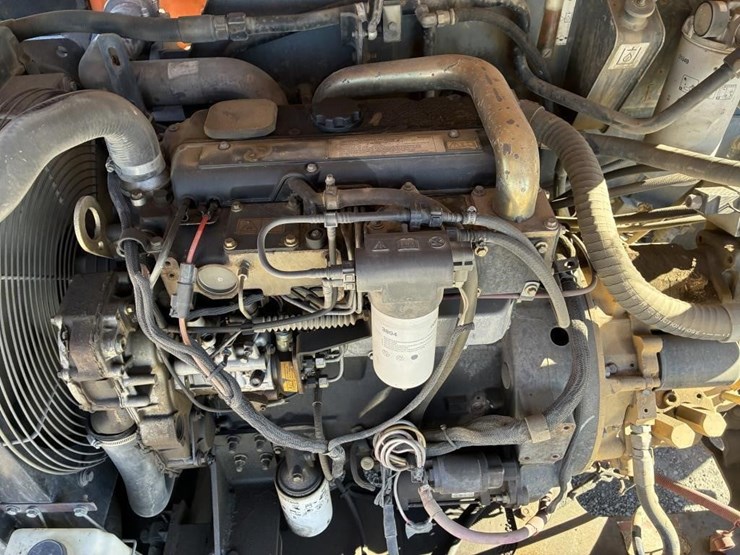 2006-jlg-g9-43a-image-16