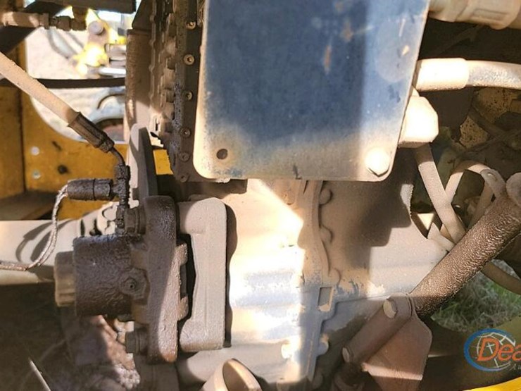 new-holland-w130-image-7