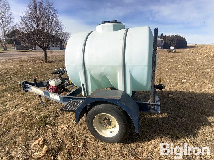 ag-spray-550-gallon-liquid-fertilizer-trailer-image-8