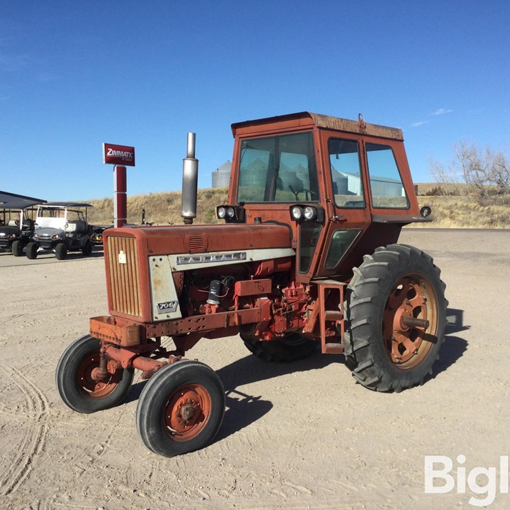 1966 INTERNATIONAL 706