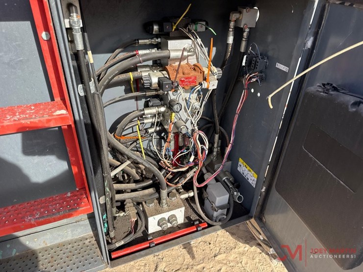 2016-skyjack-sj8841rt-image-7