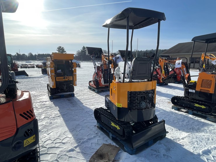 #136-•-miva-va13-mini-excavator-(mosinee,-wi)-image-7