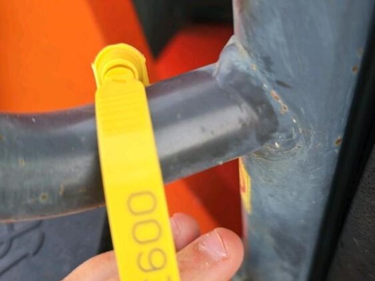 kubota-la1353-image-41