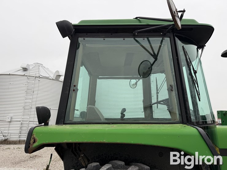 1990-john-deere-4455-image-18