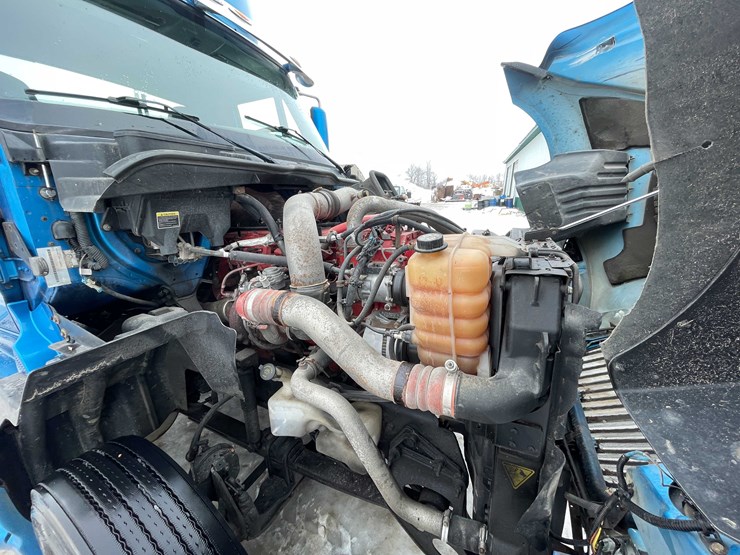 2014-international-prostar-image-68