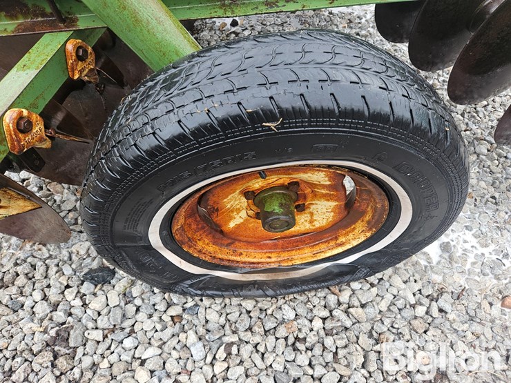 john-deere-8-image-19