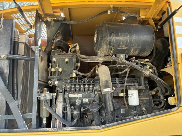 2008-komatsu-wheel-loader-image-16